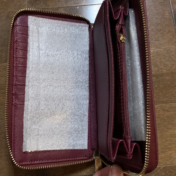 (Sold) Fashion💥Wallet for Her - Picture 5 of 6